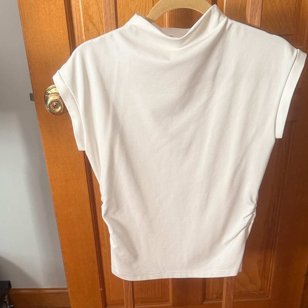 Elegant White Women's Top with stretch
